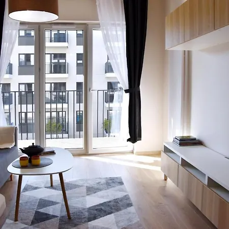 Апартаменты Luxury In City-4- Free Parking Лодзь