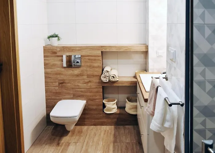 Апартаменты Luxury In City-4- Free Parking Лодзь