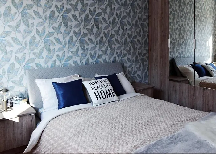 Апартаменты Luxury In City-4- Free Parking *